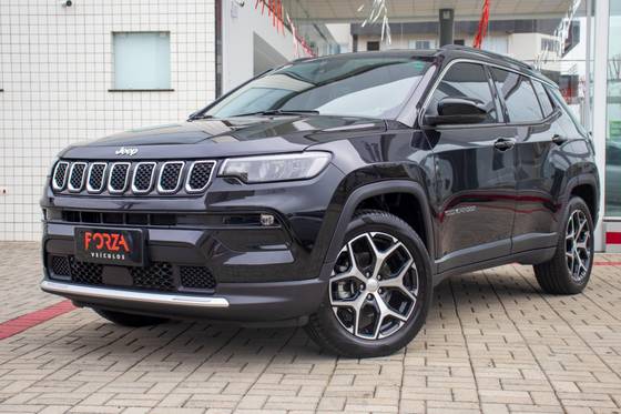 JEEP COMPASS 1.3 T270 TURBO FLEX LONGITUDE AT6